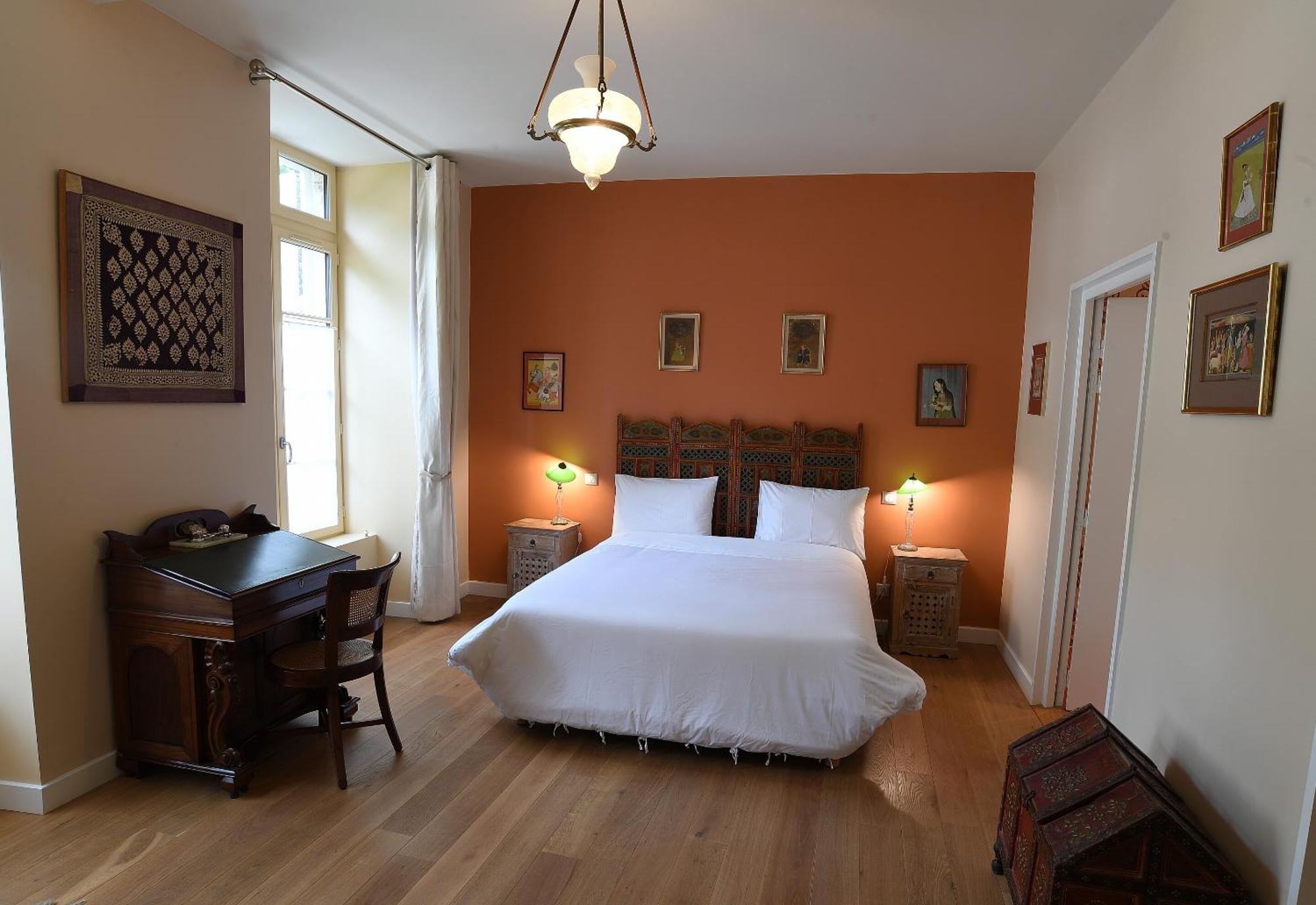 เรซิด็องซ์ เด แอ็งด์ Bed & Breakfast ลาโรแชล ภายนอก รูปภาพ